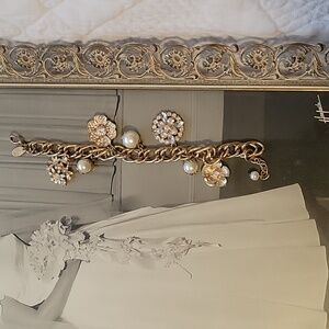 Vintage 50s Look Gold Tone Charm Bracelet